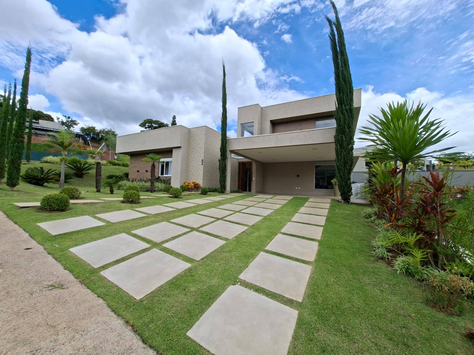 #239 - Casa para Venda em Atibaia - SP